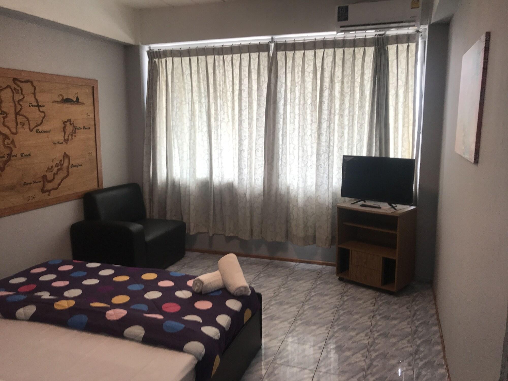 Seaview Hotell Haat Jomtien Eksteriør bilde