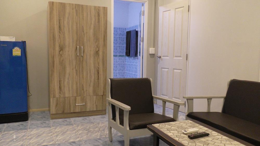Seaview Hotell Haat Jomtien Eksteriør bilde